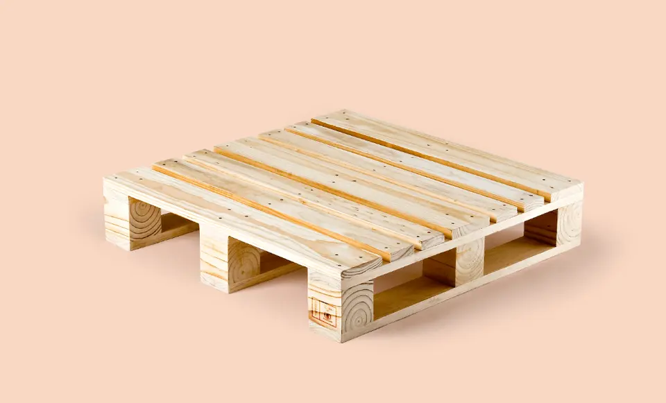 Pallet con Taco de madera vista 1